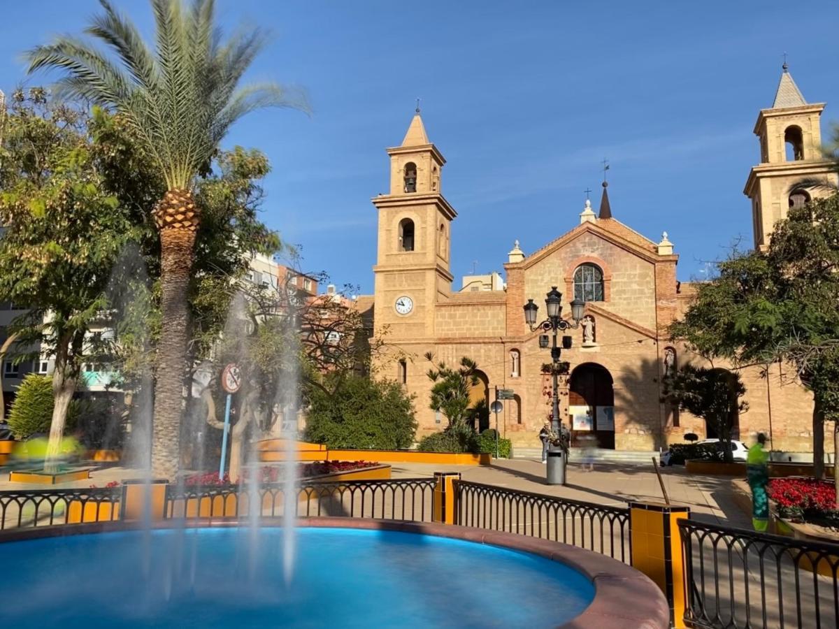 Amazing 2-Bedrooms Apartment With Pool Torrevieja Center Exteriér fotografie