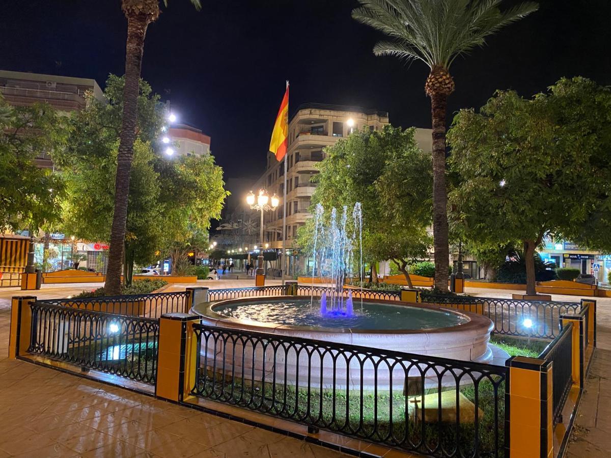 Amazing 2-Bedrooms Apartment With Pool Torrevieja Center Exteriér fotografie