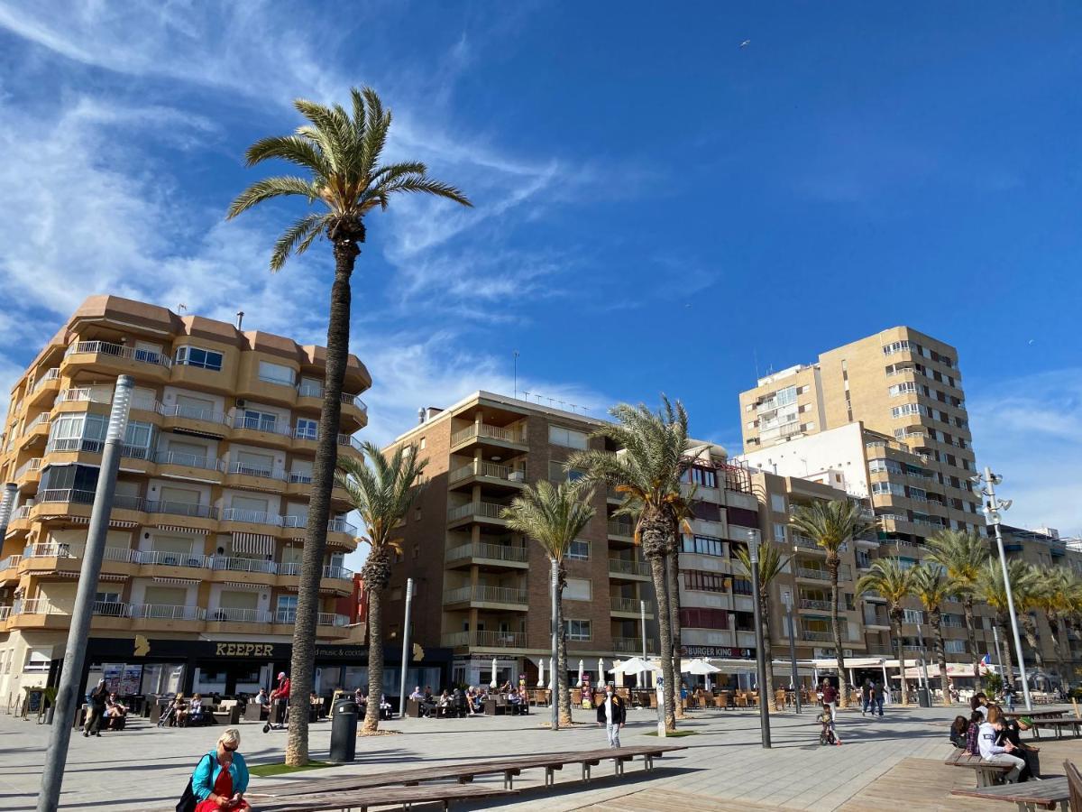 Amazing 2-Bedrooms Apartment With Pool Torrevieja Center Exteriér fotografie
